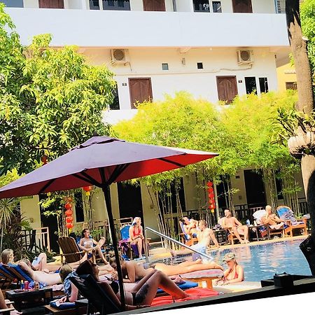 Billabong Hostel Phnom Penh Exterior foto