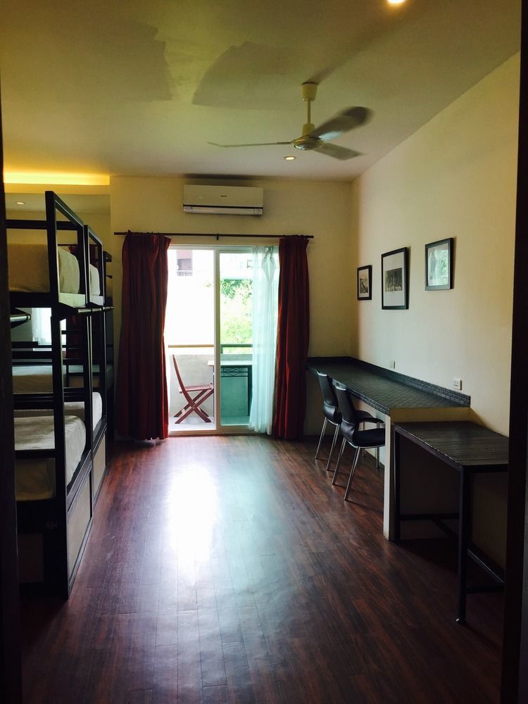 Billabong Hostel Phnom Penh Exterior foto