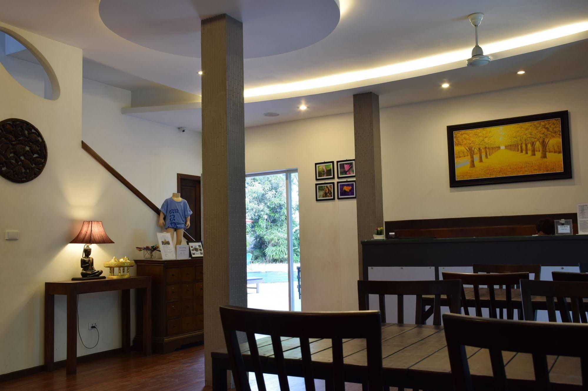 Billabong Hostel Phnom Penh Exterior foto